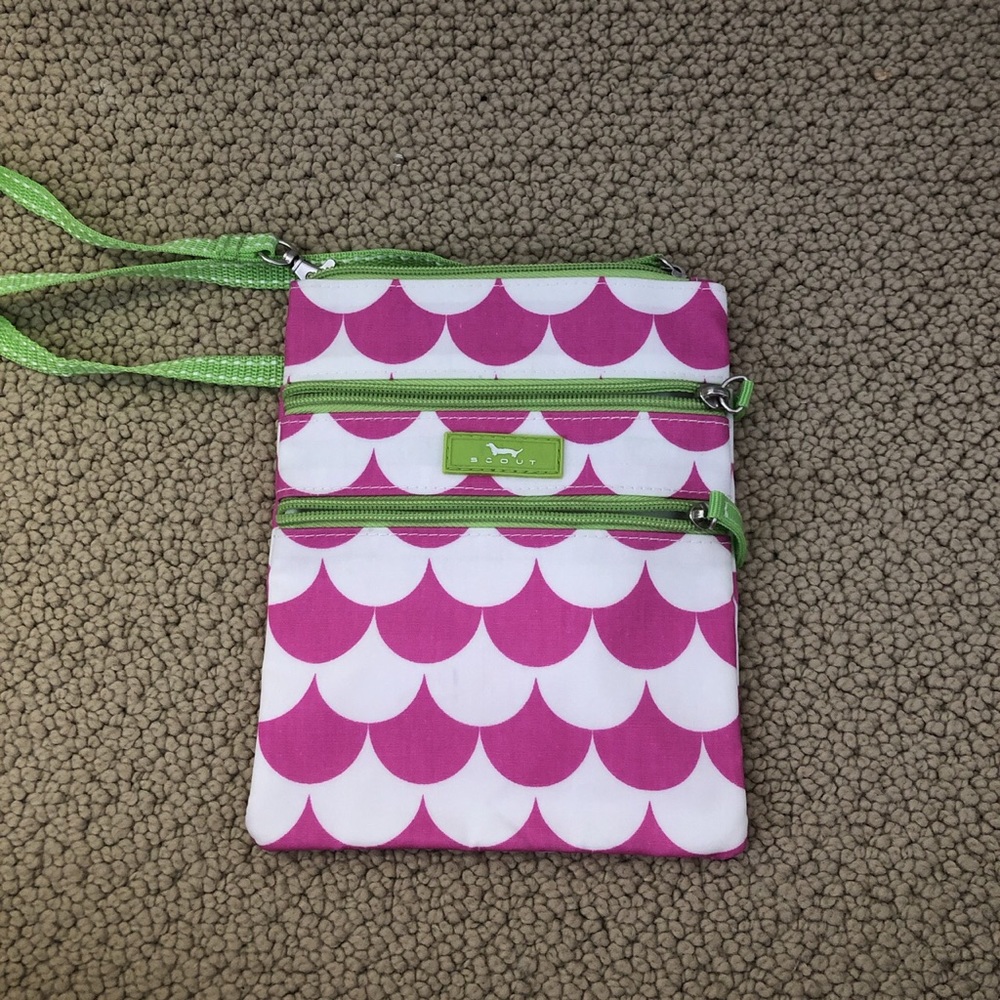 Scout crossbody purse